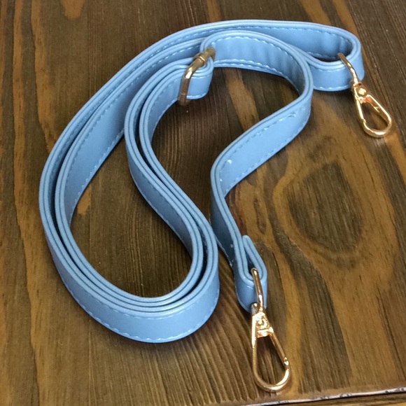 FINAL SALE PRICE NWOT Snakeskin Studded Satchel Handbag - Picture 7 of 9